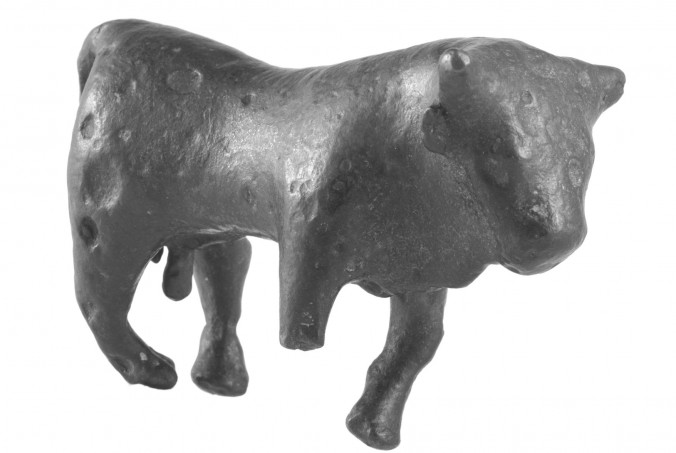 Bronzová plastika býčka z doby římské